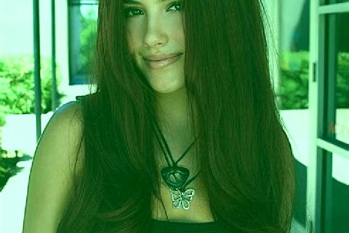 Nora, 31, a auburn dark-eyed indian companion based in Keolu Hills. Offering A-Level, Girlfriend Experience, Couples, Party Girl. Available for incall and ou...