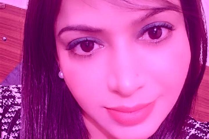 Nora, 31 — Escort in Ahmedabad, India