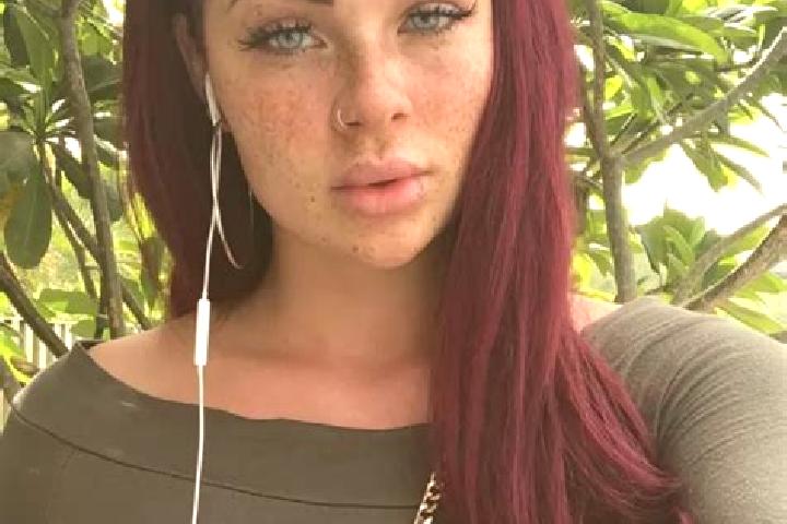 Nora, 32, a red dark-eyed latina companion based in Pilgrim s Rest. Offering Domination, OWO. Available for incall and outcall, overnight bookings available.