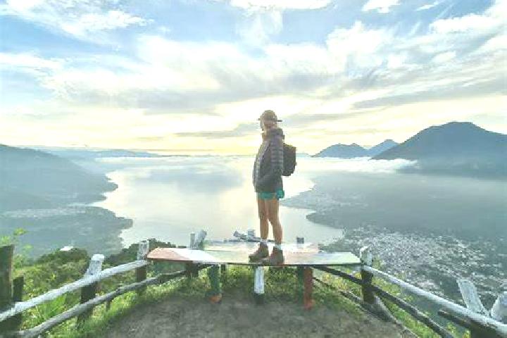 Nora, 32 — Escort in Santa Clara La Laguna, Guatemala