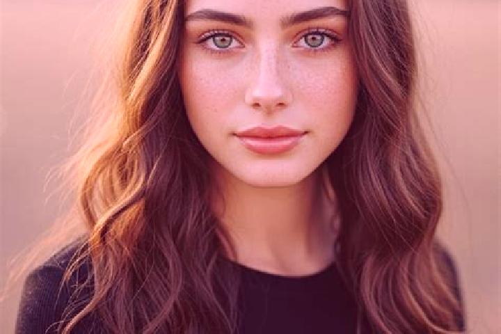 Nora, 33, a auburn amber-eyed mediterranean companion based in Bossiere. Offering A-Level, Girlfriend Experience, OWO, Overnight. Available for incall and ou...