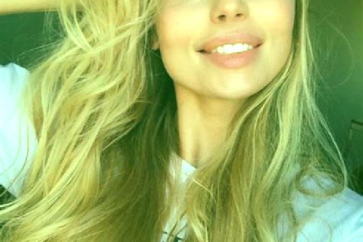 Nora, 33, a blonde brown-eyed european companion based in West Hobart. Offering Overnight, Travel Companion, Dinner Date, GFE, Erotic Massage. Available for ...