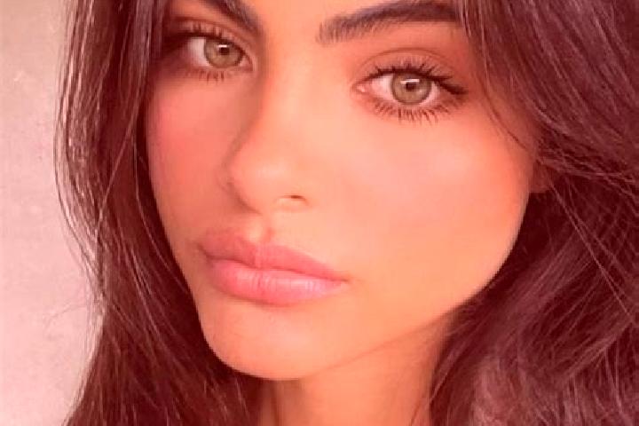 Nora, 34, a brunette green-eyed caucasian companion based in Karuvellur. Offering Deep French Kissing, Couples, GFE. Available for incall and outcall, overni...