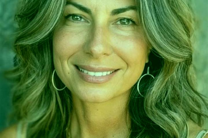 Nora, 34, a brunette grey-eyed european companion based in Noaptesa. Offering Prostate Massage, Duos, BDSM. Available for incall and outcall, day and evening...