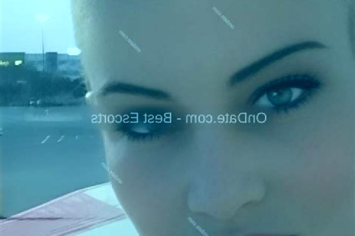 Nora, 34 — Escort in Henderson, United States