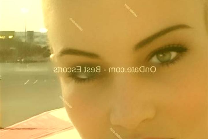 Nora, 34 — Escort in Stenovice, Czech Republic