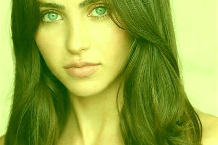 Nora, 35, a auburn dark-eyed latina companion based in Zhelang. Offering Deep French Kissing, Roleplay, A-Level, Massage. Available for incall and outcall, o...