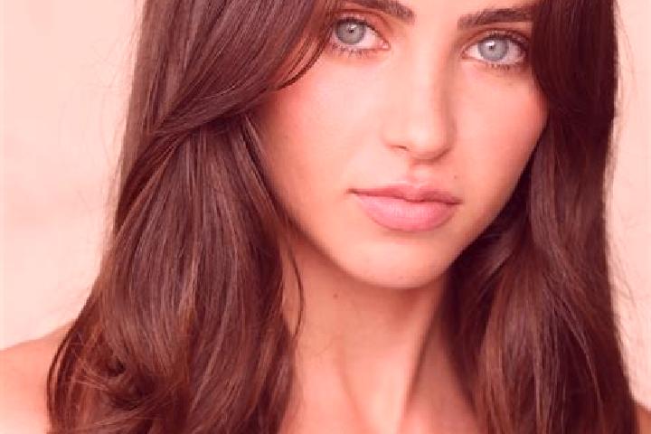 Nora, 35, a red hazel-eyed caucasian companion based in Aldealpozo. Offering Party Girl, GFE, Striptease. Available for incall and outcall, day and evening d...