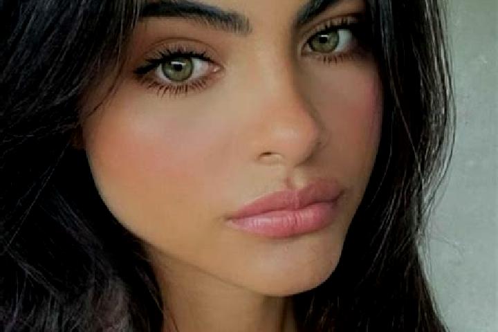 Nora, 36, a brunette dark-eyed caucasian companion based in Dineault. Offering Domination, Couples, CIM, Prostate Massage. Available for incall and outcall, ...
