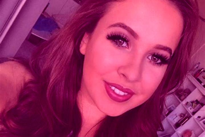 Nora, 36, a brunette grey-eyed mixed companion based in Babica. Offering 69, Roleplay, Domination, Erotic Massage, Party Girl. Available for incall and outca...