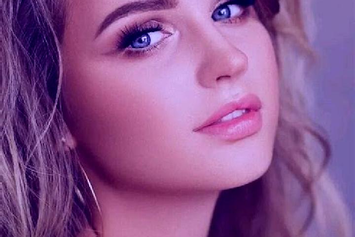 Nora, 36, a dark blonde blue-eyed middle eastern companion based in Gornji Kraljevec. Offering CIM, Overnight, Couples, A-Level. Available for incall and out...