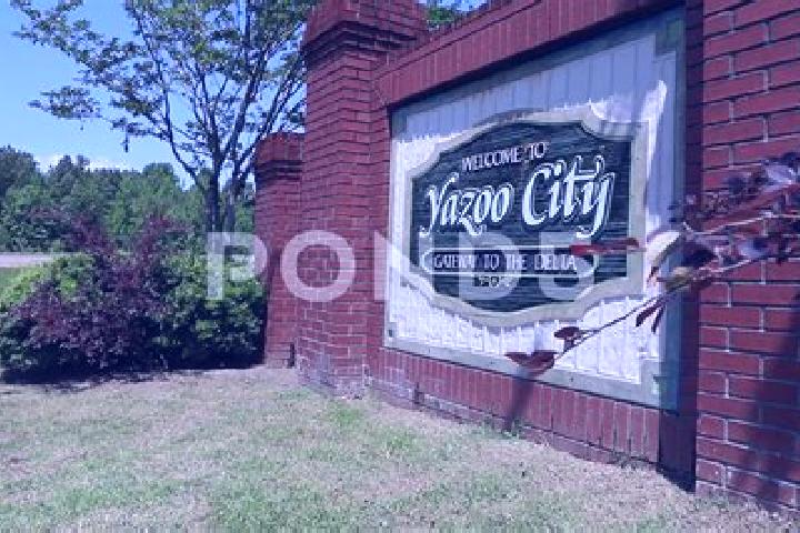 Nora, 36 — Escort in Yazoo City, United States