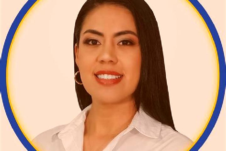 Nora, 37 — Escort in El Triunfo, Ecuador