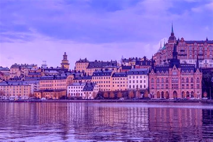 Nora, 37 — Escort in Hoeoer, Sweden