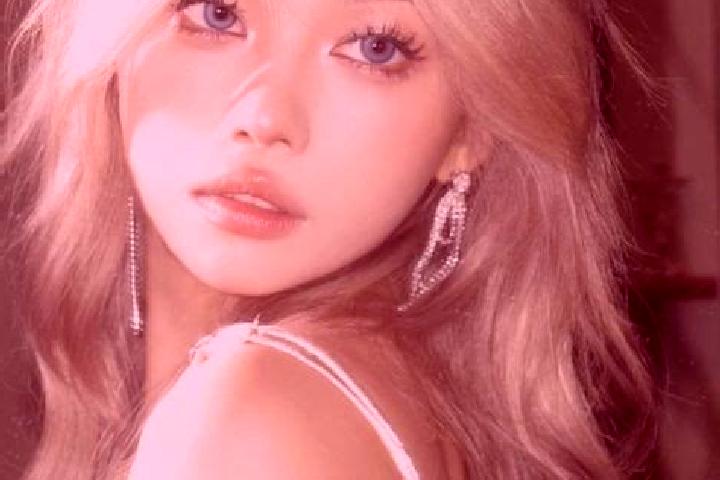 Nora, 38, a blonde blue-eyed asian companion based in Panare. Offering Tantra, Roleplay, Overnight. Available for incall and outcall, overnight bookings avai...