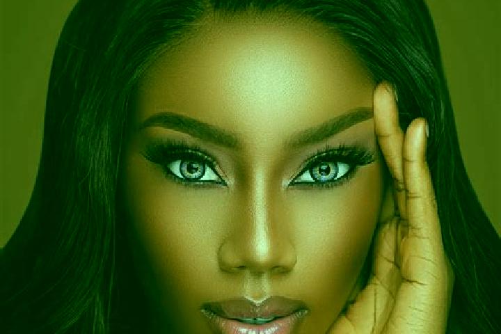 Nora, 38, a chestnut blue-eyed ebony companion based in Xingsha. Offering Tantra, Girlfriend Experience, Roleplay. Available for incall and outcall, day and ...