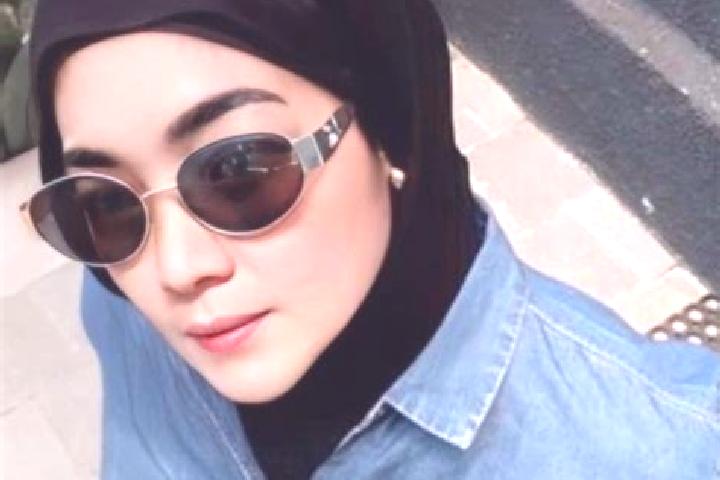 Nora, 38 — Escort in Ciruas, Indonesia