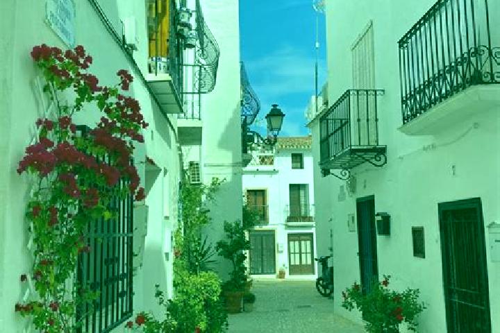 Nora, 38 — Escort in Saucedilla, Spain