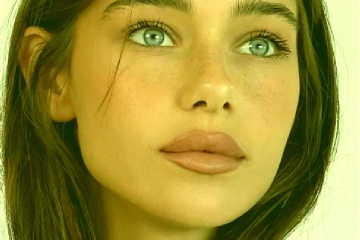 Nora, 39, a brunette brown-eyed mixed companion based in Rogolo. Offering Deep French Kissing, A-Level, Travel Companion, Striptease, Party Girl. Available f...