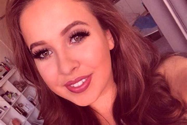 Nora, 39, a brunette grey-eyed mixed companion based in Derby. Offering A-Level, Prostate Massage, Overnight. Available for incall and outcall, day and eveni...