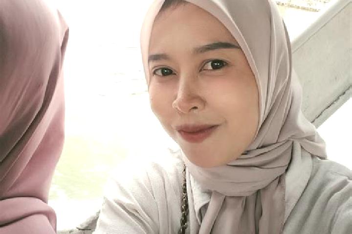 Nora, 39 — Escort in Kedungreja, Indonesia