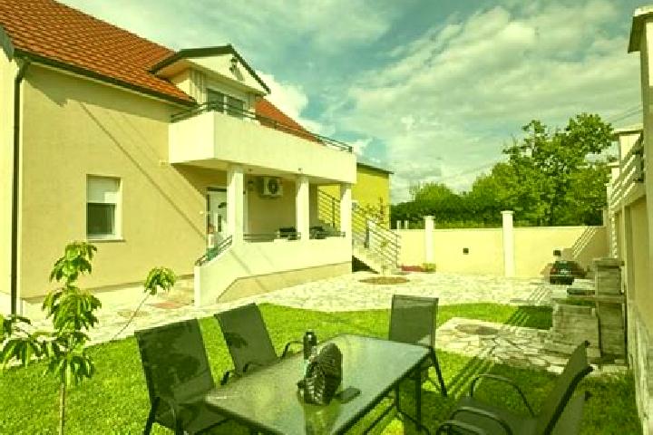 Nova, 20 — Escort in Golubovci, Montenegro