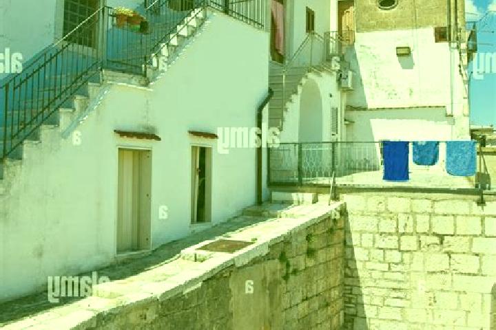 Nova, 20 — Escort in Minervino Murge, Italy