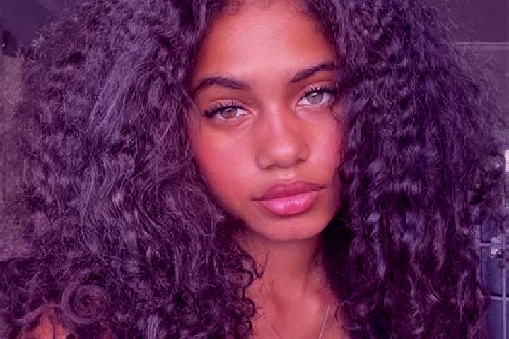 Nova, 22, a black grey-eyed ebony companion based in Outrijve. Offering Massage, Striptease, Party Girl. Available for incall and outcall, overnight bookings...