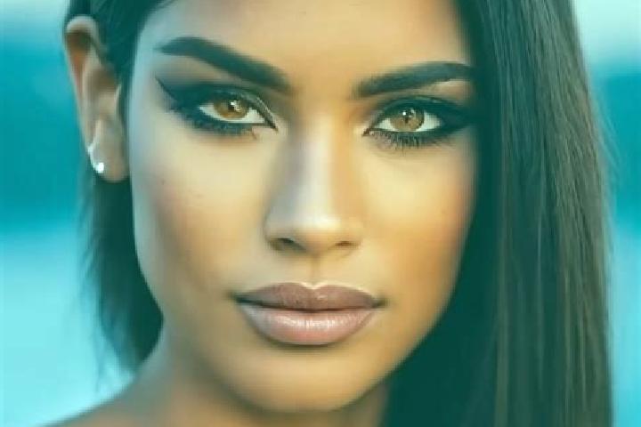 Nova, 22, a brunette dark-eyed latina companion based in Jiugong. Offering Travel Companion, Girlfriend Experience, Massage. Available for incall and outcall...