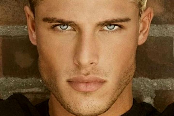 Nova, 22, a dark blonde grey-eyed caucasian companion based in Krauthausen. Offering Overnight, Travel Companion, Dinner Date. Available for incall and outca...