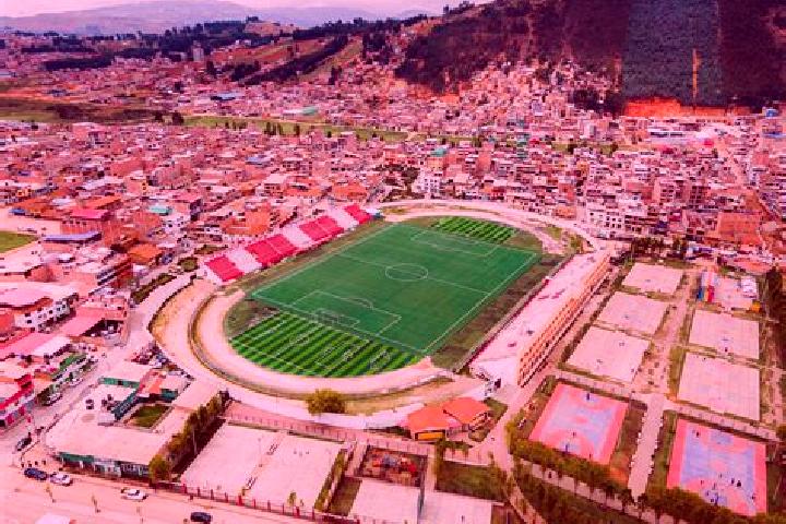 Nova, 22 — Escort in Huamachuco, Peru