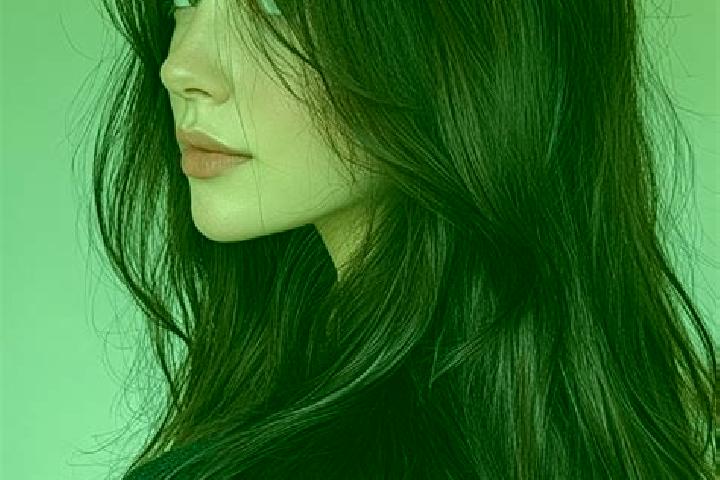 Nova, 23, a auburn brown-eyed european companion based in Greater Grand Crossing. Offering BDSM, Girlfriend Experience, Domination. Available for incall and ...