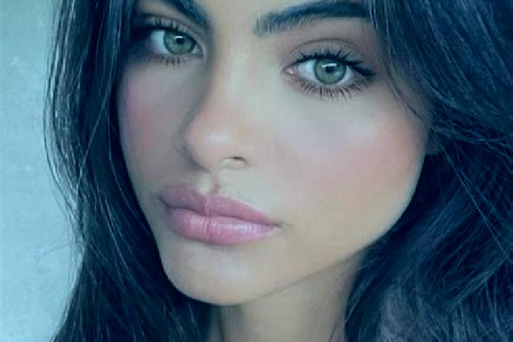 Nova, 23, a brunette dark-eyed european companion based in Ciekek. Offering Fetish, Overnight, Tantra. Available for incall and outcall, day and evening dates.