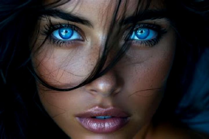 Nova, 23, a chestnut blue-eyed latina companion based in Kieta. Offering Deep French Kissing, 69. Available for incall and outcall, day and evening dates.
