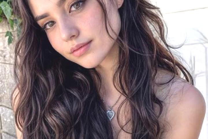 Nova, 23, a chestnut hazel-eyed mediterranean companion based in Miandoab. Offering Girlfriend Experience, BDSM, 69. Available for incall and outcall, day an...
