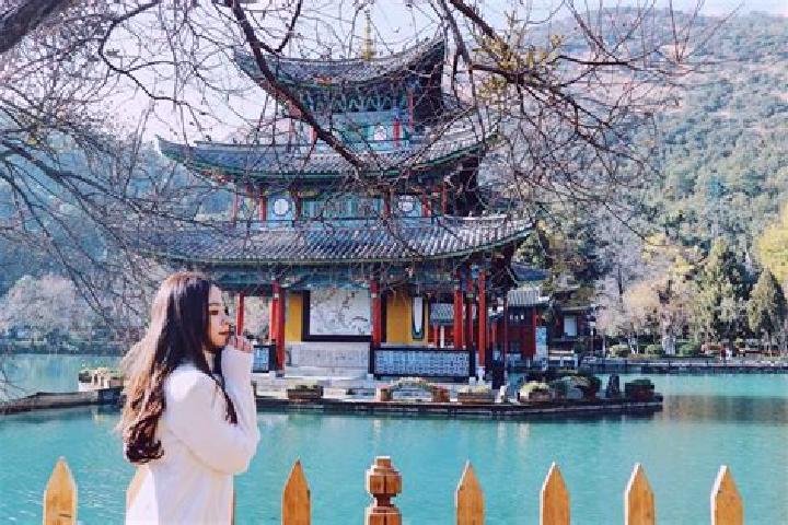 Nova, 23 — Escort in Kunming, China