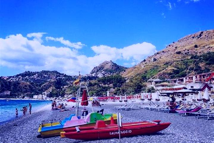 Nova, 23 — Escort in Linguaglossa, Italy