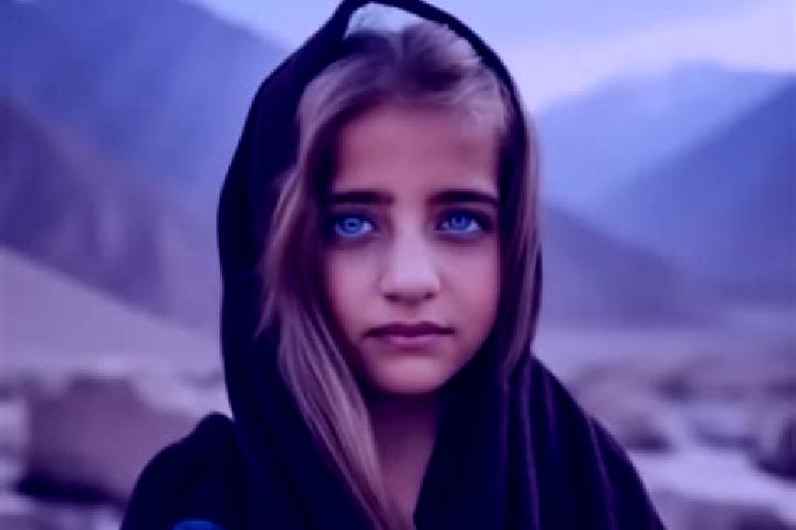 Nova, 24, a blonde dark-eyed middle eastern companion based in Shizhi. Offering BDSM, Fetish, Massage, Striptease. Available for incall and outcall, day and ...