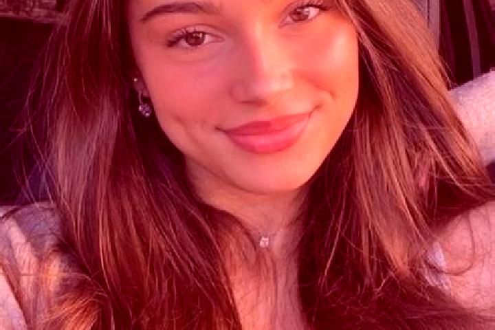 Nova, 24, a brunette hazel-eyed caribbean companion based in Hopefield. Offering Duos, OWO, Party Girl, Travel Companion, Girlfriend Experience. Available fo...