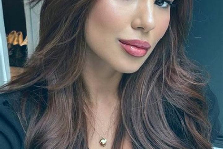 Nova, 24, a chestnut brown-eyed latina companion based in Plochingen. Offering Girlfriend Experience, Travel Companion, Prostate Massage, Massage. Available ...