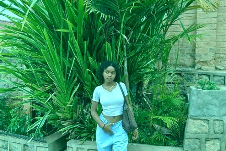 Nova, 24 — Escort in Ambodivoara, Madagascar