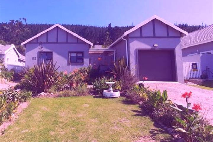 Nova, 24 — Escort in Sedgefield, South Africa
