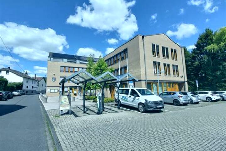 Nova, 24 — Escort in Waldlaubersheim, Germany