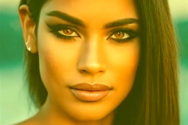 Nova, 25, a black hazel-eyed latina companion based in Binalbagan. Offering Erotic Massage. Available for incall and outcall, overnight bookings available.