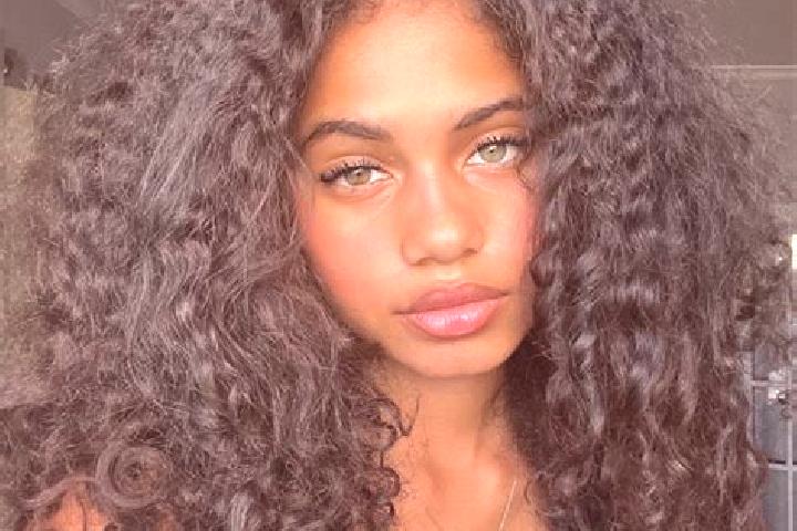 Nova, 26, a black brown-eyed ebony companion based in Lomello. Offering Couples, Prostate Massage, Erotic Massage, Travel Companion, Striptease. Available fo...
