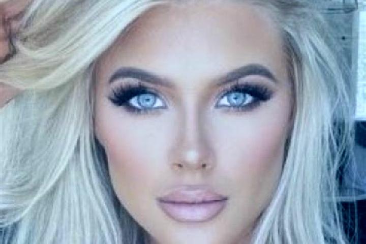 Nova, 26, a platinum blonde hazel-eyed asian companion based in Norderstedt. Offering Striptease, Tantra, Massage. Available for incall and outcall, overnigh...