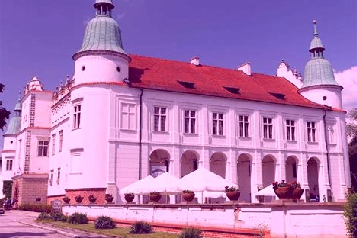 Nova, 27 — Escort in Baranow Sandomierski, Poland
