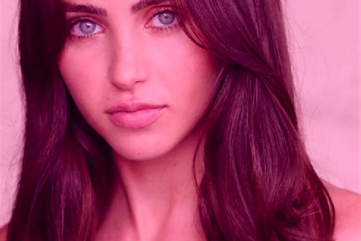 Nova, 28, a black brown-eyed middle eastern companion based in Thermi. Offering Overnight, Tantra, OWO. Available for incall and outcall, day and evening dates.