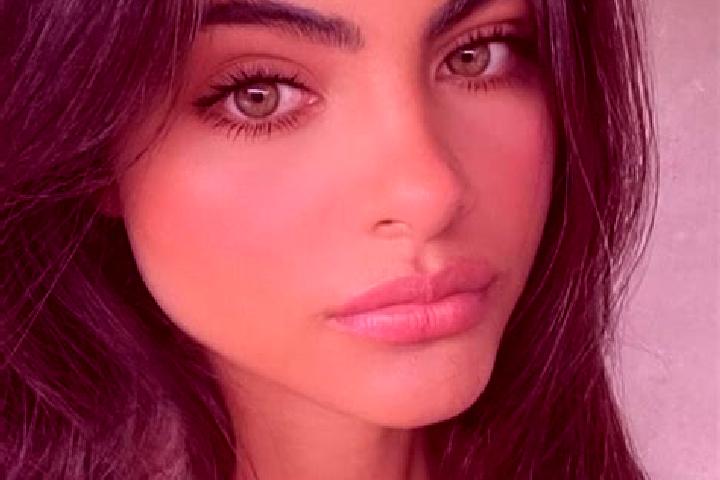 Nova, 28, a brunette grey-eyed indian companion based in Govilon. Offering Couples, GFE, Girlfriend Experience, 69. Available for incall and outcall, overnig...