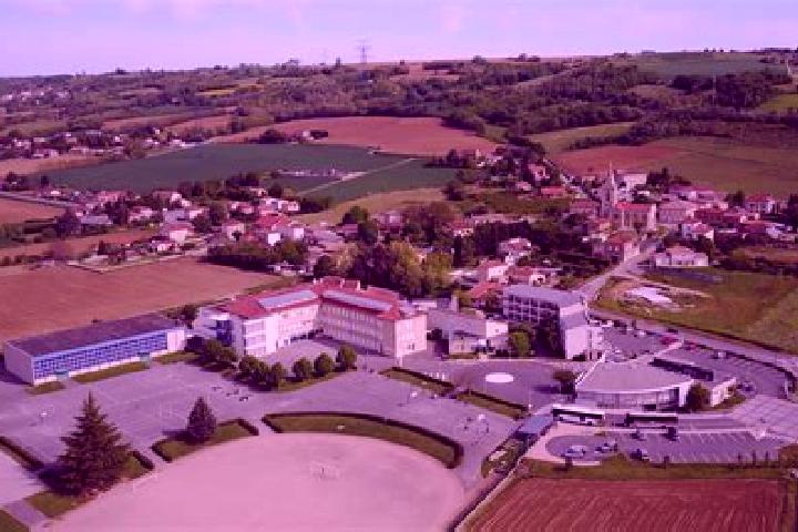 Nova, 28 — Escort in Chateauneuf-de-Galaure, France
